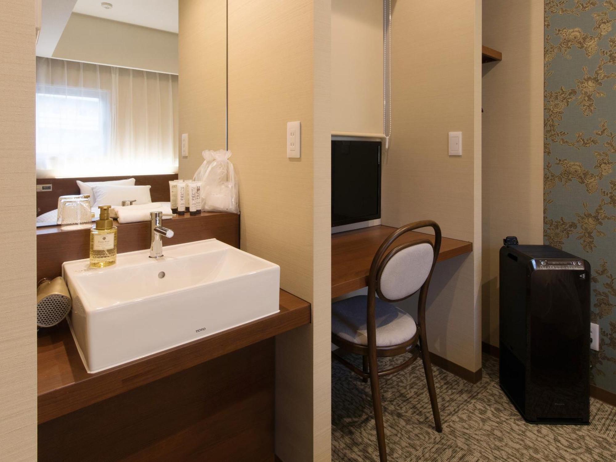 S.Training Center Hotel Osaka Ngoại thất bức ảnh