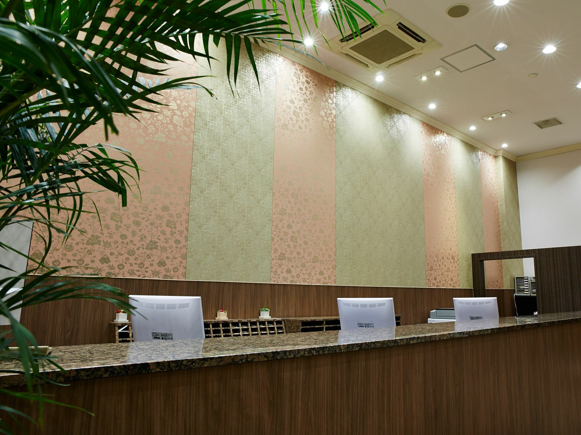 S.Training Center Hotel Osaka Ngoại thất bức ảnh